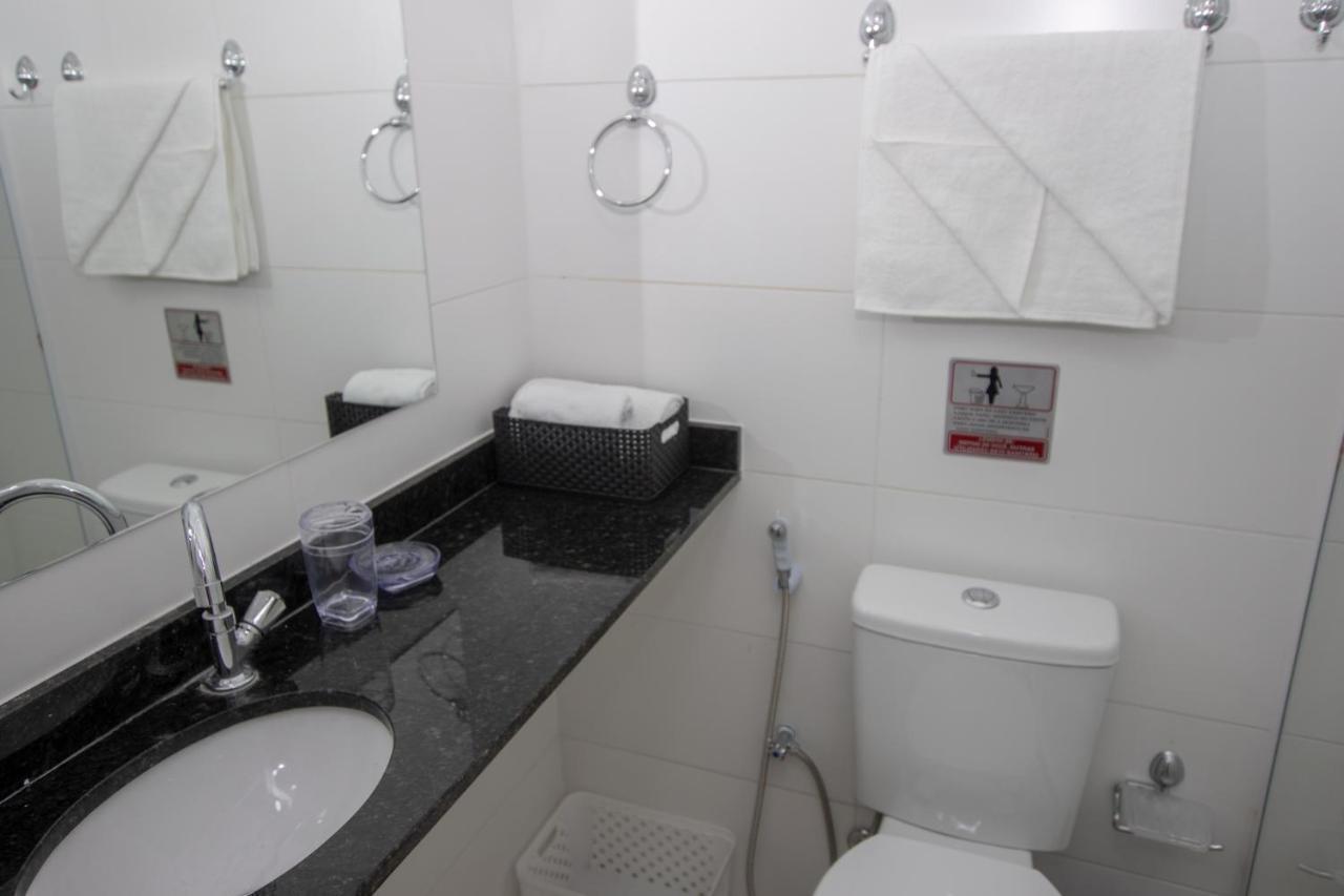 Asturias Mall & Suites グァルジャー エクステリア 写真